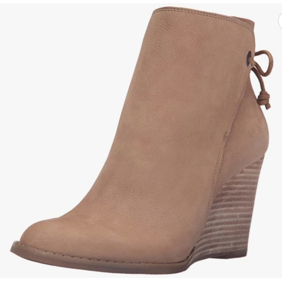 Lucky Brand Yamuna Suede Ankle Boots - Picture 2 of 4